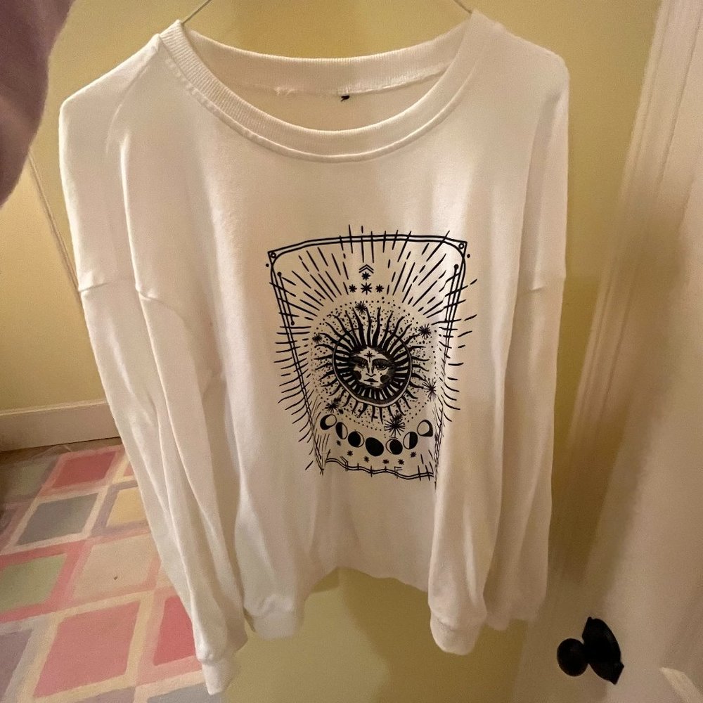 White sun sweatshirt